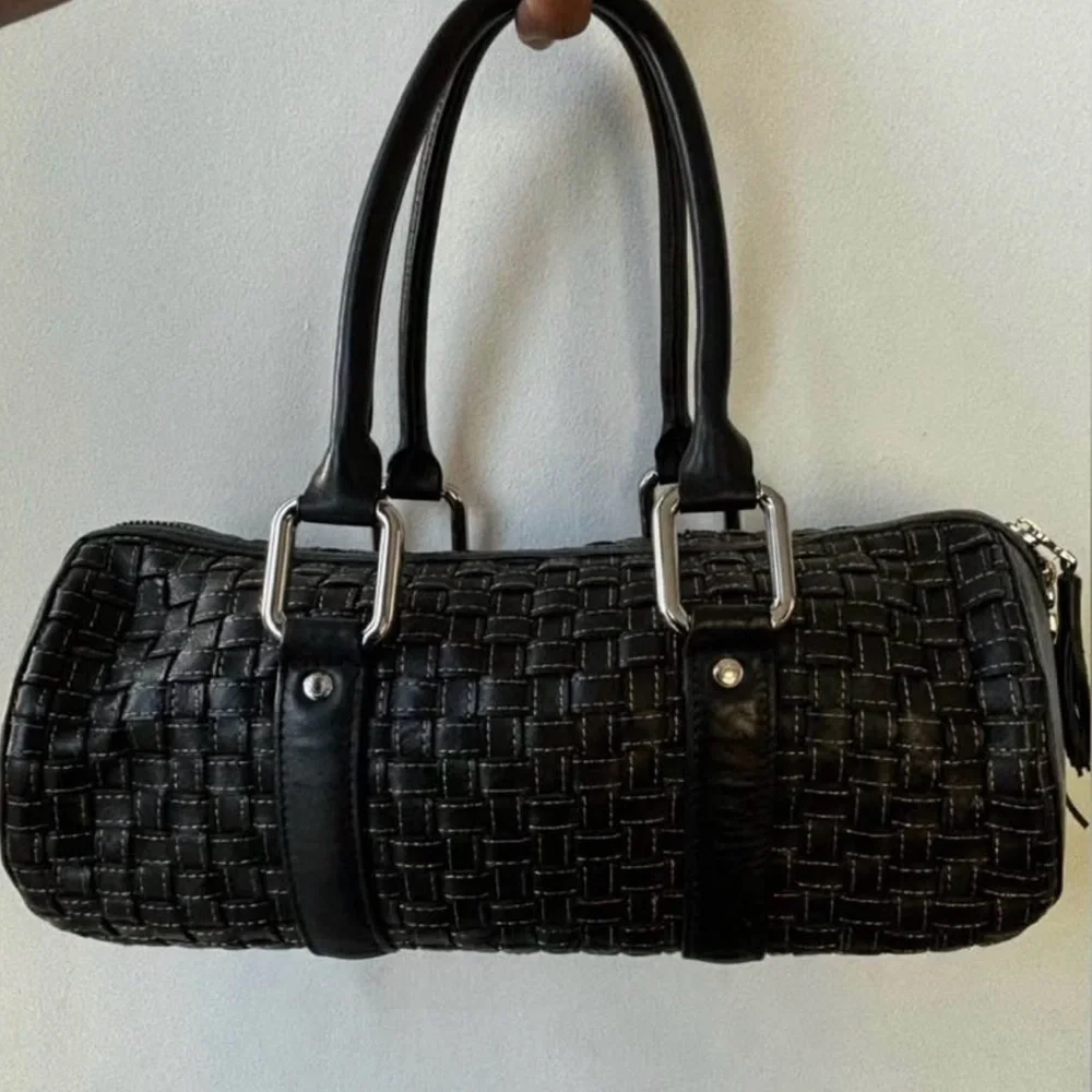 Authentic Guy Laroche tweed duffle bag Elegant Black Woven Handbag - Picture 1 of 4